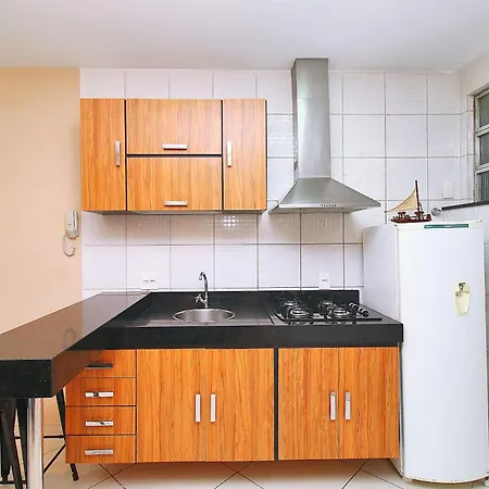 Studio Com Pequena Varanda Em Copacabana